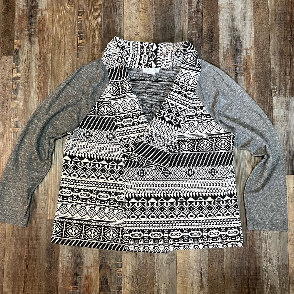 Moa Moa Woman open front cardigan, size 2x